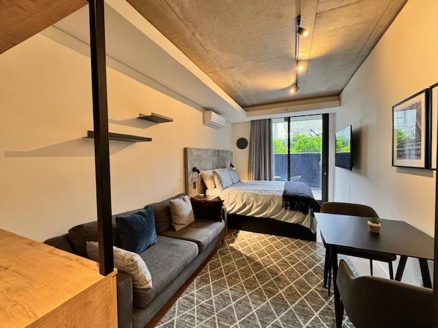 To Let 0 Bedroom Property for Rent in Sea Point Western Cape